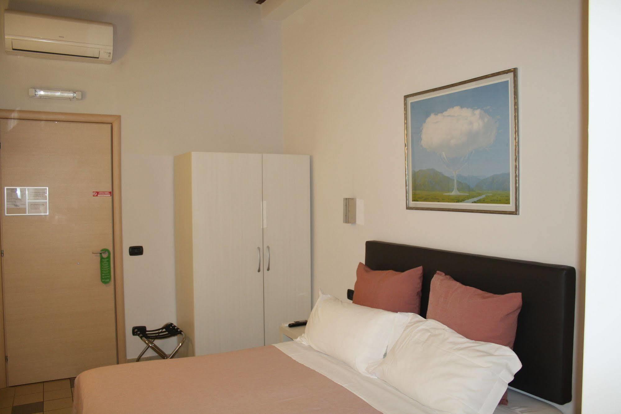 Rooms For You Rome Exterior photo